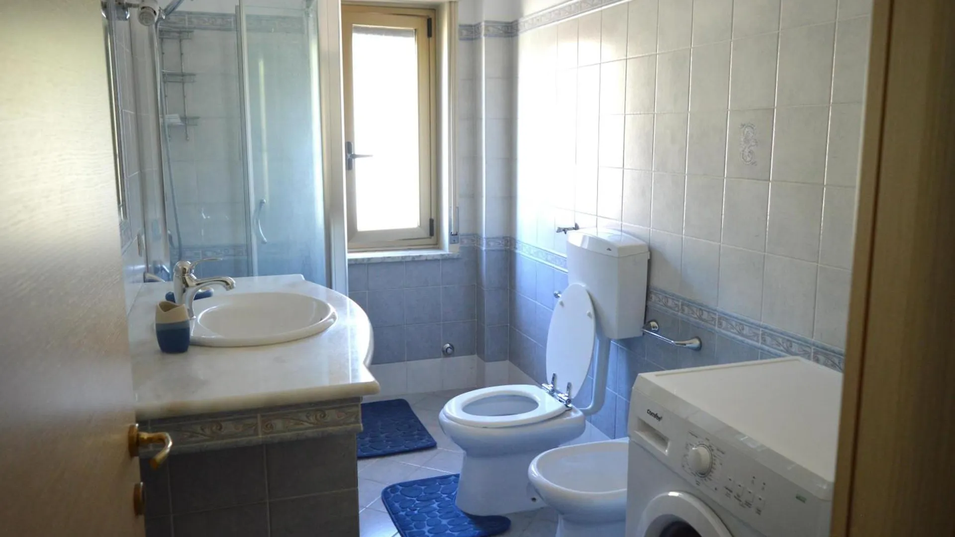 Apartment Glam House Monet Rometta Marea Italy