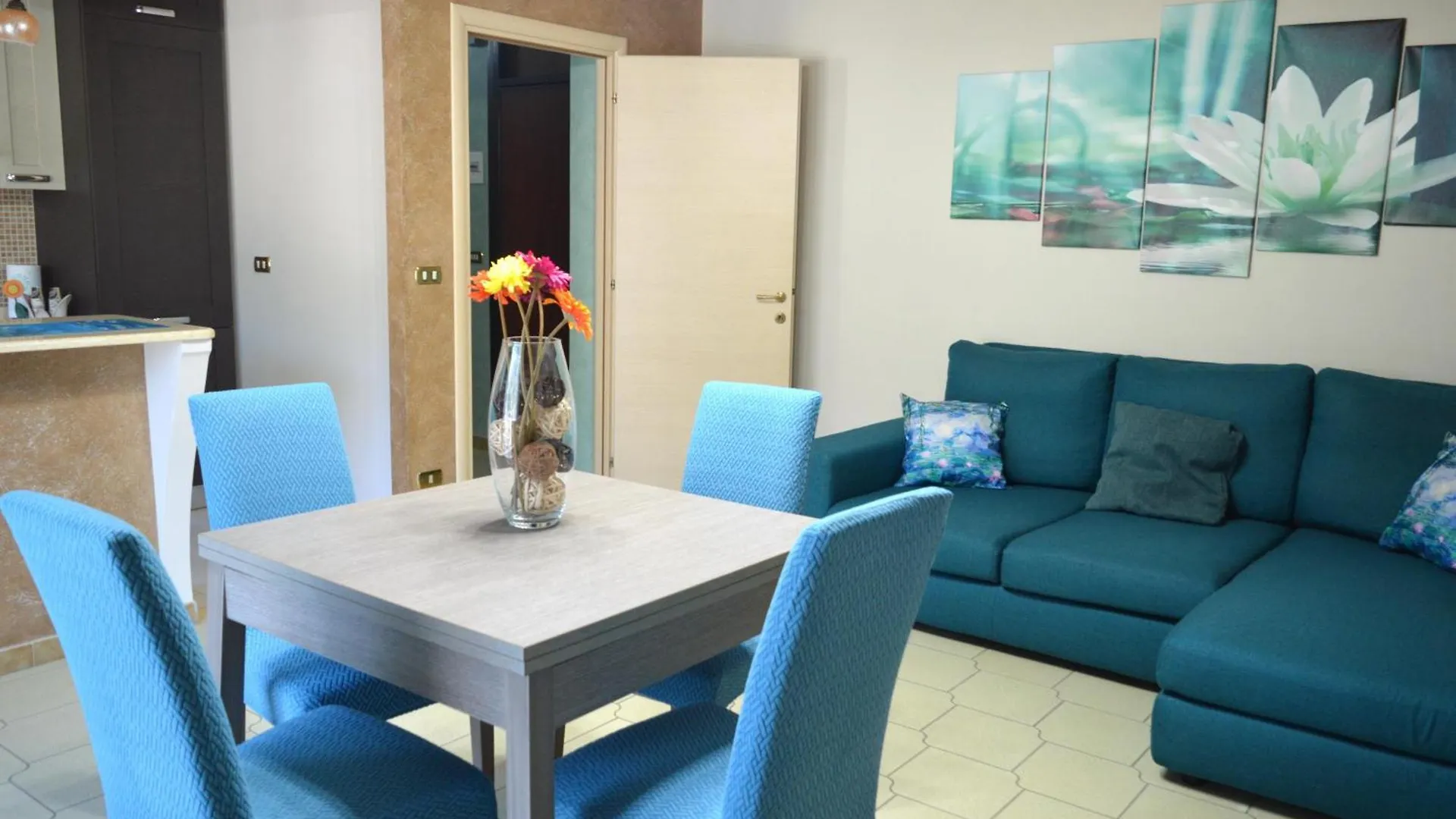Apartment Glam House Monet Rometta Marea